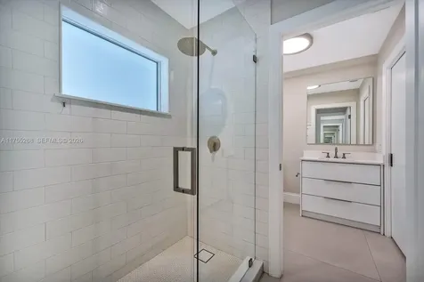 8513 SW 169 Terrace Palmetto Bay FL 33157