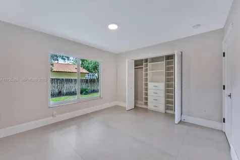8513 SW 169 Terrace Palmetto Bay FL 33157