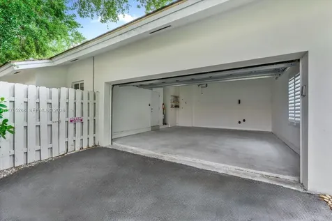 8513 SW 169 Terrace Palmetto Bay FL 33157