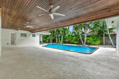 8513 SW 169 Terrace Palmetto Bay FL 33157