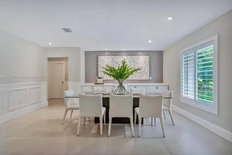 8513 SW 169 Terrace Palmetto Bay FL 33157