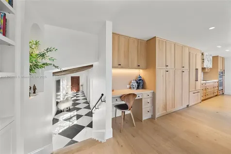 8951 Hawthorne Avenue Surfside FL 33154