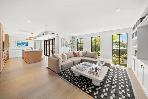 8951 Hawthorne Avenue Surfside FL 33154