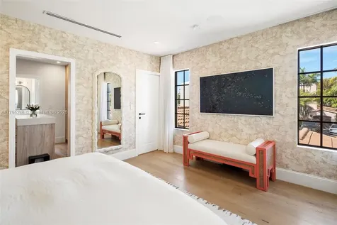 8951 Hawthorne Avenue Surfside FL 33154