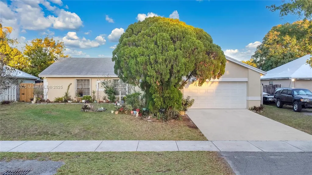 15501 SW 113th Avenue Miami FL 33157
