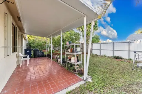 15501 SW 113th Avenue Miami FL 33157