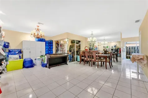 15501 SW 113th Avenue Miami FL 33157