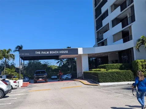 5600 N Flagler Drive West Palm Beach FL 33407