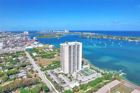 5600 N Flagler Drive West Palm Beach FL 33407