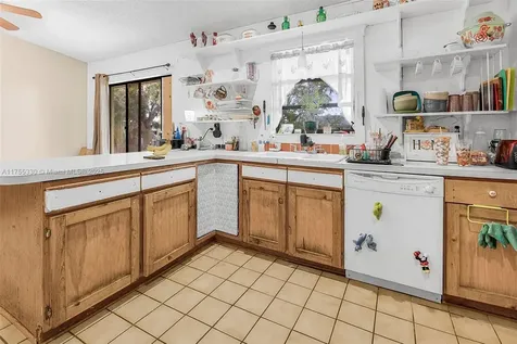 364 NW 17th Court Homestead FL 33030