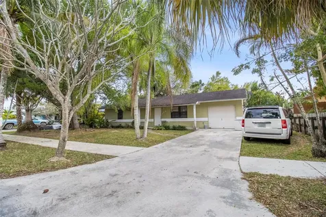 364 NW 17th Court Homestead FL 33030