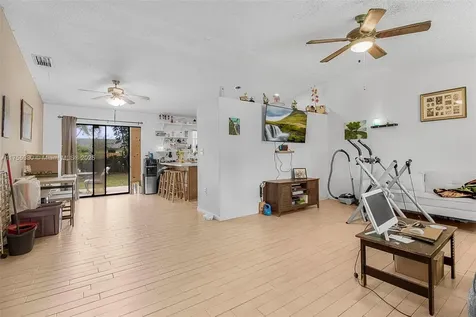 364 NW 17th Court Homestead FL 33030