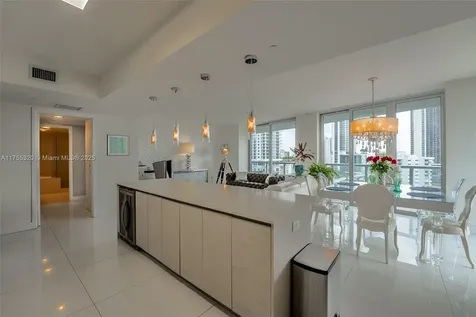 2600 E Hallandale Beach Boulevard Hallandale Beach FL 33009