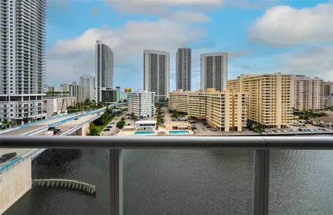 2600 E Hallandale Beach Boulevard Hallandale Beach FL 33009