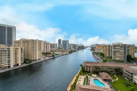 2600 E Hallandale Beach Boulevard Hallandale Beach FL 33009