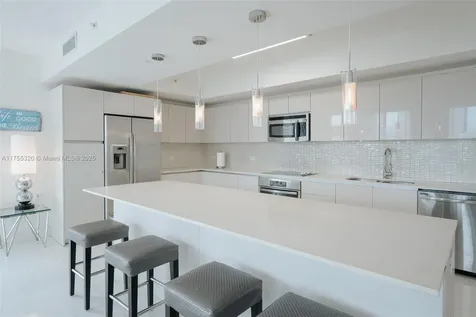 2600 E Hallandale Beach Boulevard Hallandale Beach FL 33009