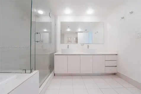 2600 E Hallandale Beach Boulevard Hallandale Beach FL 33009