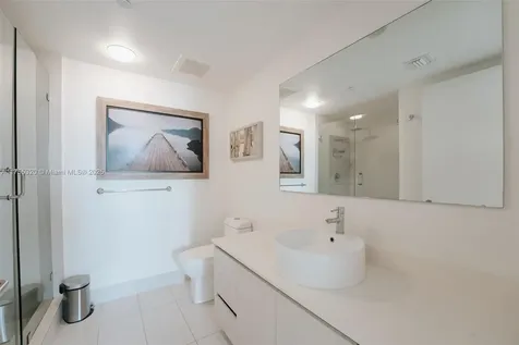 2600 E Hallandale Beach Boulevard Hallandale Beach FL 33009