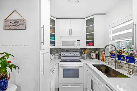 11300 SW 44th Street Miami FL 33165