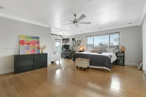 1514 NW 183rd Terrace Pembroke Pines FL 33029