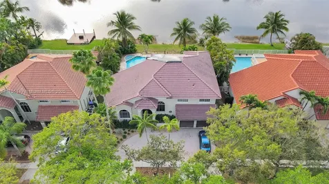 1514 NW 183rd Terrace Pembroke Pines FL 33029