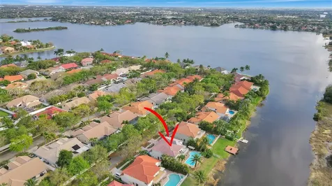 1514 NW 183rd Terrace Pembroke Pines FL 33029