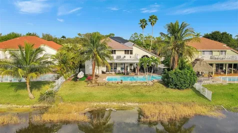 1514 NW 183rd Terrace Pembroke Pines FL 33029