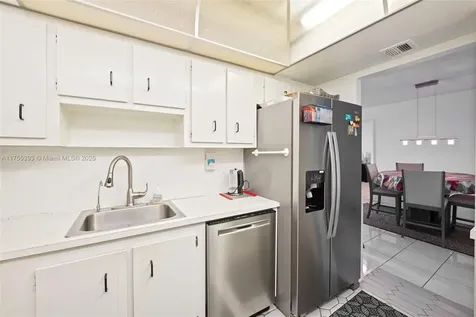 1000 Saint Charles Place Pembroke Pines FL 33026