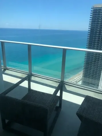 4111 S Ocean Drive Hollywood FL 33019