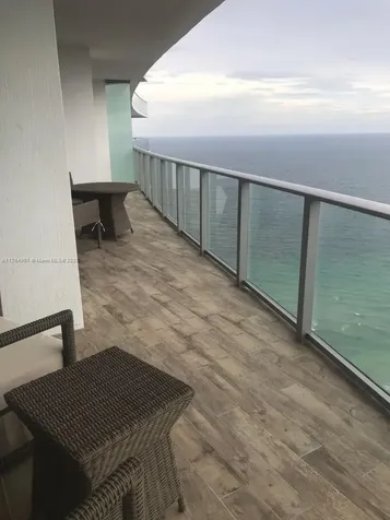 4111 S Ocean Drive Hollywood FL 33019