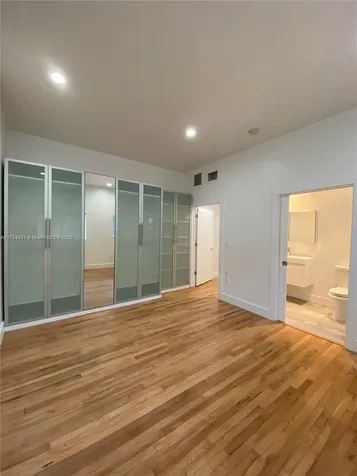 929 Michigan Avenue Miami Beach FL 33139