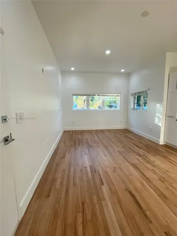 929 Michigan Avenue Miami Beach FL 33139