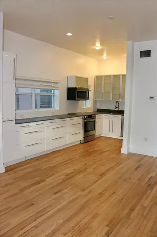 929 Michigan Avenue Miami Beach FL 33139