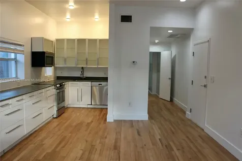 929 Michigan Avenue Miami Beach FL 33139