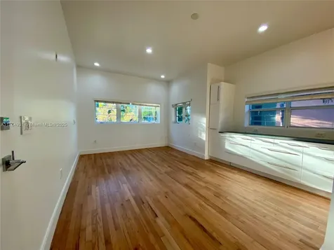 929 Michigan Avenue Miami Beach FL 33139