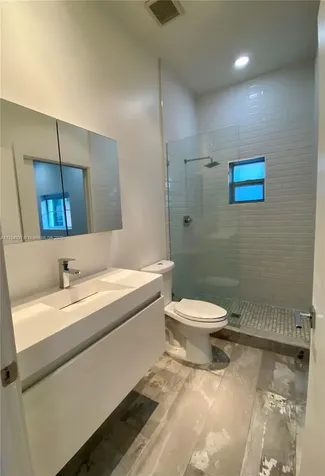 929 Michigan Avenue Miami Beach FL 33139