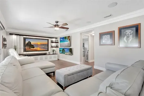5399 NW 60th Drive Coral Springs FL 33067