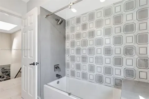 5399 NW 60th Drive Coral Springs FL 33067