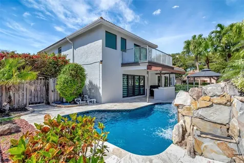 5399 NW 60th Drive Coral Springs FL 33067