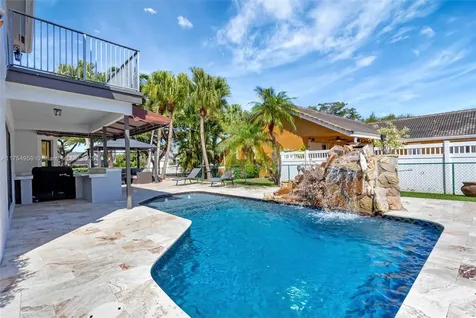 5399 NW 60th Drive Coral Springs FL 33067