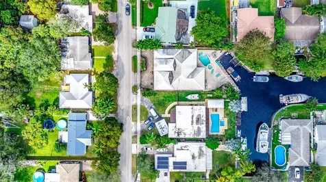 209 SW 18th Avenue Fort Lauderdale FL 33312