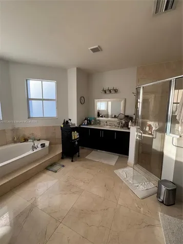 7010 NW 106th Avenue Doral FL 33178