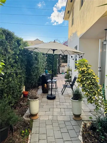 7010 NW 106th Avenue Doral FL 33178