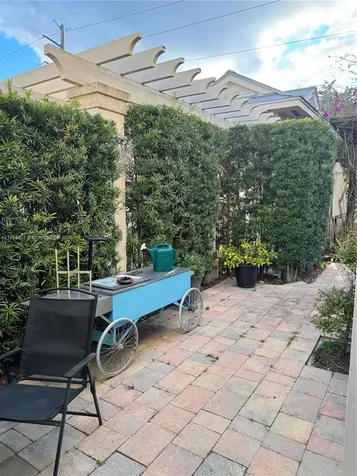 7010 NW 106th Avenue Doral FL 33178