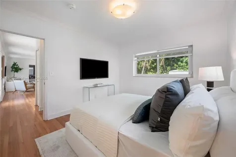 41 NW 102nd Street Miami Shores FL 33150