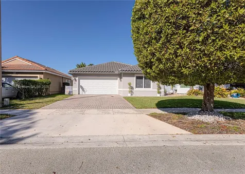 1628 NW 208th Way Pembroke Pines FL 33029