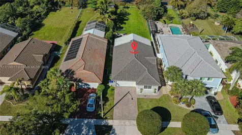 1628 NW 208th Way Pembroke Pines FL 33029