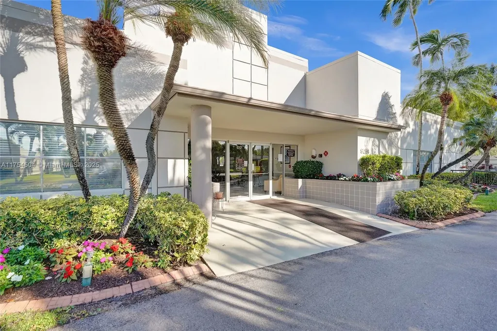 18870 Stewart Circle 1 Boca Raton FL 33496