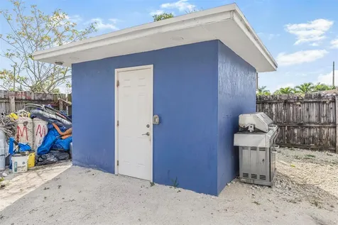 1801 NW 2nd Avenue Pompano Beach FL 33060