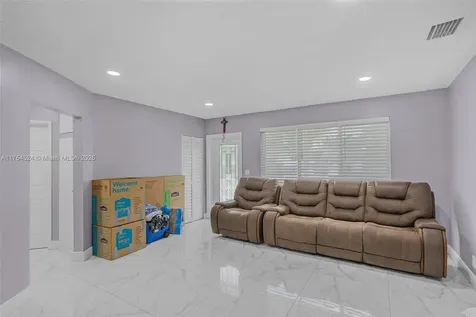 1801 NW 2nd Avenue Pompano Beach FL 33060